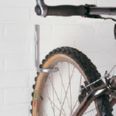 GANCHO PARA BICICLETAS ZINCADO